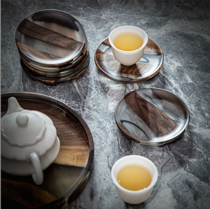 ที่รองแก้วกาแฟ/ชา ทำจากไม้วอลนัทและเรซิ่น - Product Image 2