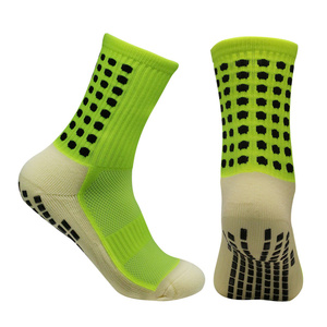 Calcetines Deportivos de Fútbol Antideslizantes Gruesos de Alta Calidad Personalizados, Calcetines de Rendimiento Tejidos para Hombre y Mujer - Product Image 5