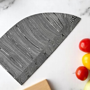 Couteau de boucher artisanal en acier Damas avec manche en Micarta bleu et étui en cuir, couteau à découper utilitaire par A&M Enterprises - Product Image 1