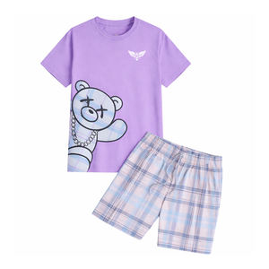 ชุดเสื้อยืดลายการ์ตูนหมีและกางเกงขาสั้นลายสก็อตสำหรับผู้ชาย ชุดลำลองฤดูร้อน 2 ชิ้น พร้อมเสื้อยืดลายกราฟิกและกางเกงขาสั้นแบบมีเชือกผูก - Product Image 2