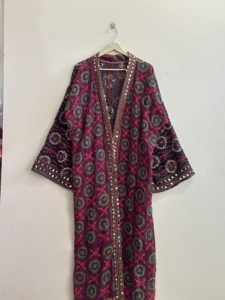 Kimono long en viscose georgette brodé Phulkari pour femme, cadeau pour elle - Product Image 2