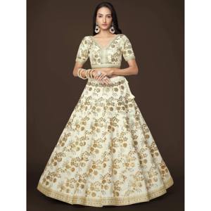 Vestido de Novia, Lehenga Choli de Seda Blanca con Adornos Zari - Product Image 6