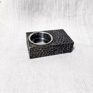Increíble quemador de incienso Bakhoor con revestimiento metálico de diseño excepcional, quemador de incienso Mubkhar con revestimiento metálico MDF, quemador de incienso metálico Mubkhar a precio de fábrica al por mayor. - Product Image 1
