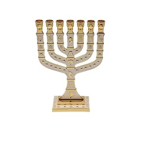 Vente en gros de porte-bougie en laiton massif, grand chandelier en métal massif à 7 branches, magnifique porte-bougie pour la maison - Product Image 5