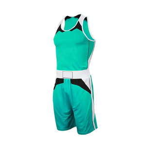 Tenue d'entraînement de boxe personnalisée de haute qualité 2026, fabriquée avec des matériaux durables et de qualité supérieure, ensemble de vêtements de combat de boxe par sublimation - Product Image 1