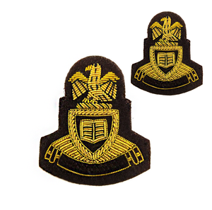 Nouveaux badges brodés au design original, faits à la main avec du fil de métal, fabriqués au Pakistan, forme et taille personnalisées - Product Image 2