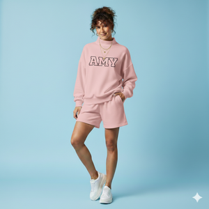 Conjunto de Invierno de Dos Piezas para Mujer: Top Holgado de Manga Larga con Cuello Alto y Pantalones Cortos de Felpa por Encima de la Rodilla, en Algodón Premium - Product Image 1