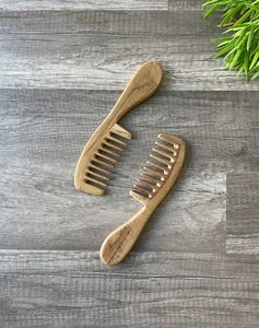 Peine de madera personalizado con logo, cepillo de madera natural, peine de madera natural al mejor precio, peine artesanal rústico natural - Product Image 3