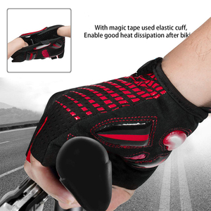 Gants de cyclisme personnalisés à demi-doigts, fabrication OEM sous marque privée, paume rembourrée, approvisionnement en gros pour les détaillants mondiaux de vélos - Product Image 3