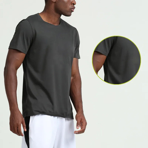 T-shirt ample et court pour homme en coton 100% respirant et à séchage rapide, écologique, avec tissu en toile, idéal pour l'été - Product Image 2