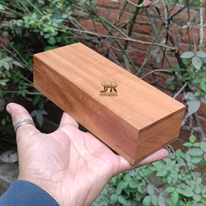 Elegante Juego de Fichas de Dominó de Madera Maciza Ecológica, Hechas a Mano, Superficie Pulida Moderna, Caja de Madera Natural, Artesanía Premium para Mesa - Product Image 3