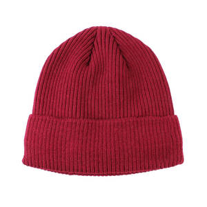 Bonnet d'hiver personnalisé avec logo, bonnet en tricot unisexe pour la mode de rue, vente en gros - Product Image 5
