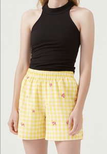 เสื้อผ้าขายส่ง กางเกงขาสั้นผู้หญิง ผู้ผลิตเสื้อผ้าเวียดนาม รับผลิตแบบ OEM ODM เสื้อผ้าผู้หญิง ป้ายกำกับแบบกำหนดเอง ผ้าแบบกำหนดเอง - Product Image 2