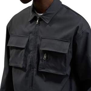 Chemise technique à manches longues pour homme avec fermeture éclair, poche cargo, veste décontractée streetwear grise, vente en gros OEM - Product Image 4