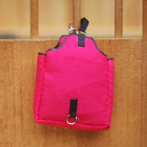 Bolsa para Heno de Caballo, Pequeña, Rosa, de Poliéster Resistente, con un Orificio, 50x20x40cm, con Colores y Tamaños Personalizables para la Alimentación de Caballos - Product Image 4