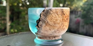 Tazón de Resina y Madera Hecho a Mano, Decorativo, Moderno, Brillante, para Servir Frutas y Postres, Decoración para el Hogar y Fiestas, Acabado de Alta Calidad - Product Image 3