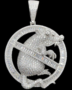 Colgante de Rata Iced Out con Moissanita Baguette, Colgante Hip Hop Personalizado Iced Out de Plata 925, Colgante Bling para Hombre - Product Image 1