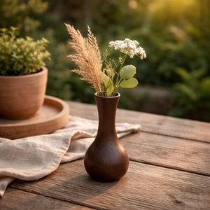 Petit vase à fleurs en aluminium brun mat, accent décoratif moderne en métal pour salon, chambre, étagère et décoration extérieure - Product Image 2
