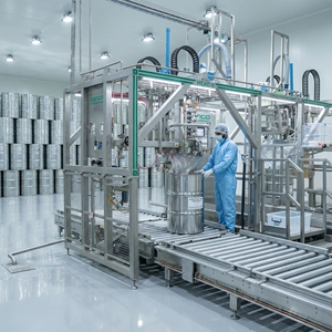 Concentrado de Jugo de Mandarina Kinnow Congelado, 100% Natural, Extracto de Cítricos Puro, Recién Exprimido, 60 Brix |   Suministro al por Mayor de Alta Calidad 1 - Product Image 1