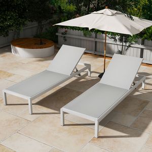 Set di 2 Sdraio Regolabili in Alluminio Resistenti ai Raggi UV per Uso Esterno in Piscina, Patio, Spiaggia e Giardino - Product Image 1