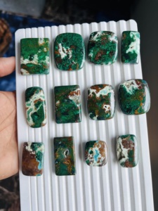Lote al por mayor de cabujones de crisocola natural de grado AAA hechos a mano, piedras preciosas sueltas de crisocola con propiedades curativas - Product Image 2