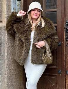 Nuevo Abrigo de Piel de Chinchilla con Cuello Alto para Mujer, Abrigo Corto de Piel de Conejo Rex - Product Image 3