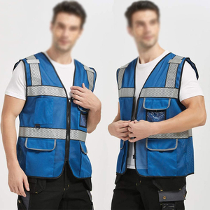 Gilet de sécurité imperméable multi-poches personnalisé avec logo pour hommes, conforme aux normes ANSI Classe 2 et EN ISO 20471 Classe 2, idéal pour le camping, la chasse et la pêche. - Product Image 5