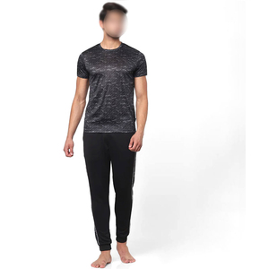 เสื้อยืดออกกำลังกายผู้ชายคอกลมทรงเข้ารูปคุณภาพสูงสุดแบบเรียบง่ายสำหรับฟิตเนสและยิม ปี 2026 รับผลิตตามสั่ง ซักเครื่องได้ ราคาขายส่ง - Product Image 1