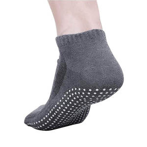 Custom Design <b>Men</b> Anti-slip Crew Running Grip <b>Sports</b> Rubber Running <b>Socks</b> Anti Slip <b>Socks</b> With Non-slip Grip Summer Wear - Product Image 4