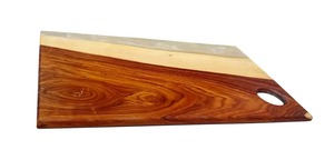 Tabla de Cortar de Madera Rectangular con Asa, Acabado Natural, Diseño de Vetas de Madera Multitono, Gran Venta - Product Image 5