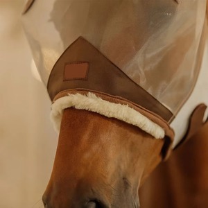 Masque anti-mouches pour chevaux personnalisable de qualité supérieure avec maille respirante, protection d'oreilles réglable et durable, équipement d'entretien équin, ajustement confortable - Product Image 3