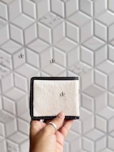 Cartera de cuero con estampado de piel de vaca para hombre, tarjetero, regalo en efectivo para él - Product Image 3