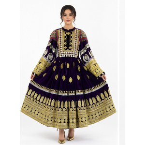 Robe Kurta Traditionnelle en Soie Violette avec Broderie Dorée pour Femme, Tenue Ethnique de Mariage, Longueur au Sol, Style Indien, Pakistanais et Afghane - Product Image 1