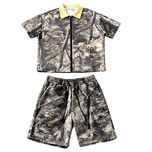 Ensembles décontractés respirants pour hommes : chemise zippée et short – Qualité supérieure, 2 pièces, été-automne, personnalisables - Product Image 1