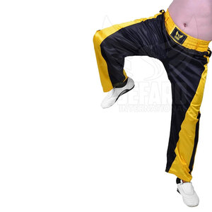 Pantalones de kickboxing de estilo único, hechos profesionalmente, personalizados con su propio diseño, para hombres. - Product Image 5