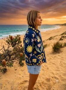 Veste en coton brodée à la main avec des motifs floraux, des cœurs, des yeux et des oiseaux, col rabattu, manches longues, style chic de la Prairie pour le printemps - Product Image 3