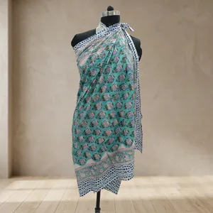 Pareo de algodón turquesa estampado a mano con motivos florales y borde azul, ligero, estilo indio, para mujer - Product Image 6