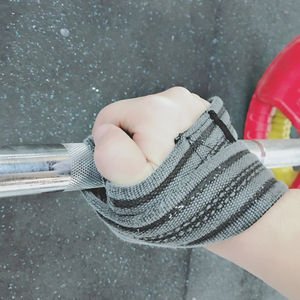 Correas de Levantamiento de Pesas en Forma de 8 de Algodón Personalizadas - Transpirables, Ligeras, Ajustables, Antideslizantes, Ligeramente Elásticas, Soporte de Muñeca Unisex para Ejercicio - Product Image 5