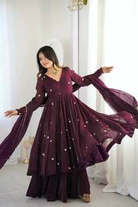 Elegante Vestido Anarkali de Seda con Conjunto de Dupatta y Bordado de Lentejuelas, Estilo Bollywood, Largo hasta el Suelo, para Ocasiones Festivas - Product Image 5