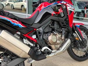Nueva llegada de alta calidad: Modelos de motocicleta 25YM CRF1100L Africa Twin OEM DIY de acero y plástico - Product Image 4