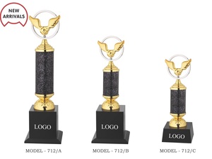 โล่รางวัลไม้พรีเมียม โล่โลหะและไม้ รางวัลเกียรติยศแบบกำหนดเอง ถ้วยรางวัลเฉลิมฉลองสำหรับความเป็นเลิศในสำนักงานและโรงเรียน - Product Image 1