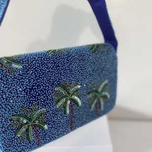 Sac à bandoulière perlé motif palmier tropical, sac à main brodé fait main, sac de plage, accessoire de mode pour les vacances - Product Image 6