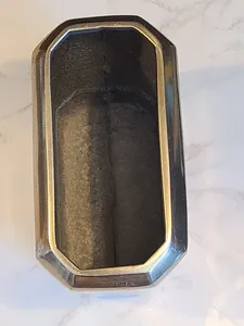 Vase de table moderne en laiton, résistant à la rouille, pièce maîtresse décorative pour salon et chambre à coucher - Product Image 2