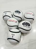 Ballons de Squash Officiels Tailles 4 et 5 en Cuir PU Écologique, Durables, Personnalisables avec Logo et Couleurs – Vente Chaude