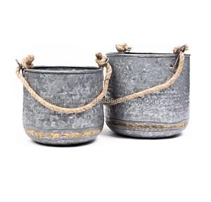 Macetas de cubo de Metal galvanizado para plantas de interior, accesorio rústico de Metal con ajuste de soldadura dorada, incluye orificios de drenaje - Product Image 1
