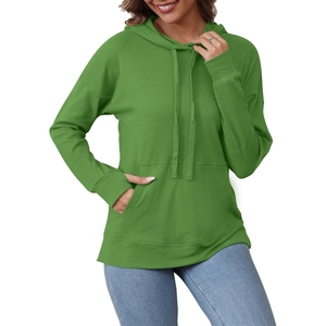 Nouveau style de vêtements de sport personnalisés pour femmes : Sweats à capuche entièrement zippés, pulls à col polaire, hauts courts à manches longues avec passe-pouce - Product Image 1