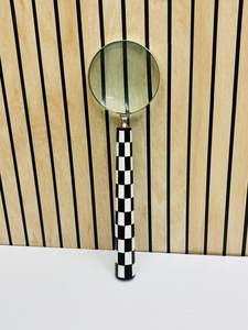 Lupa de 4'' Estilo Vintage con Mango de Resina a Cuadros |   Lente de Lectura e Inspección Portátil - Product Image 6