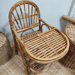 Chaise haute pour bébé en rotin naturel, nouveau design, prix le plus bas, pour nourrir les bébés, les enfants et les tout-petits - Product Image 4