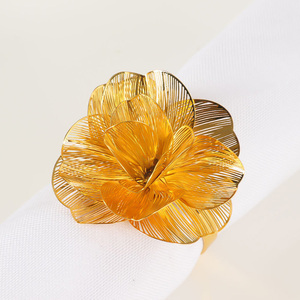 Anillo para servilletas de acero inoxidable de alta calidad, resistente al óxido, con textura floral, para uso a largo plazo. - Product Image 5