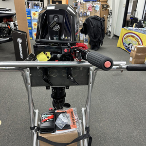 2025 Mercur_y 8MH Tiller Handle Outboard Motor - Product Image 4